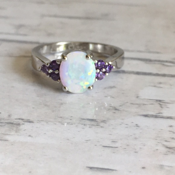 💍 Sterling Silver White Opal Ring Sz 7 💎 - Picture 1 of 4